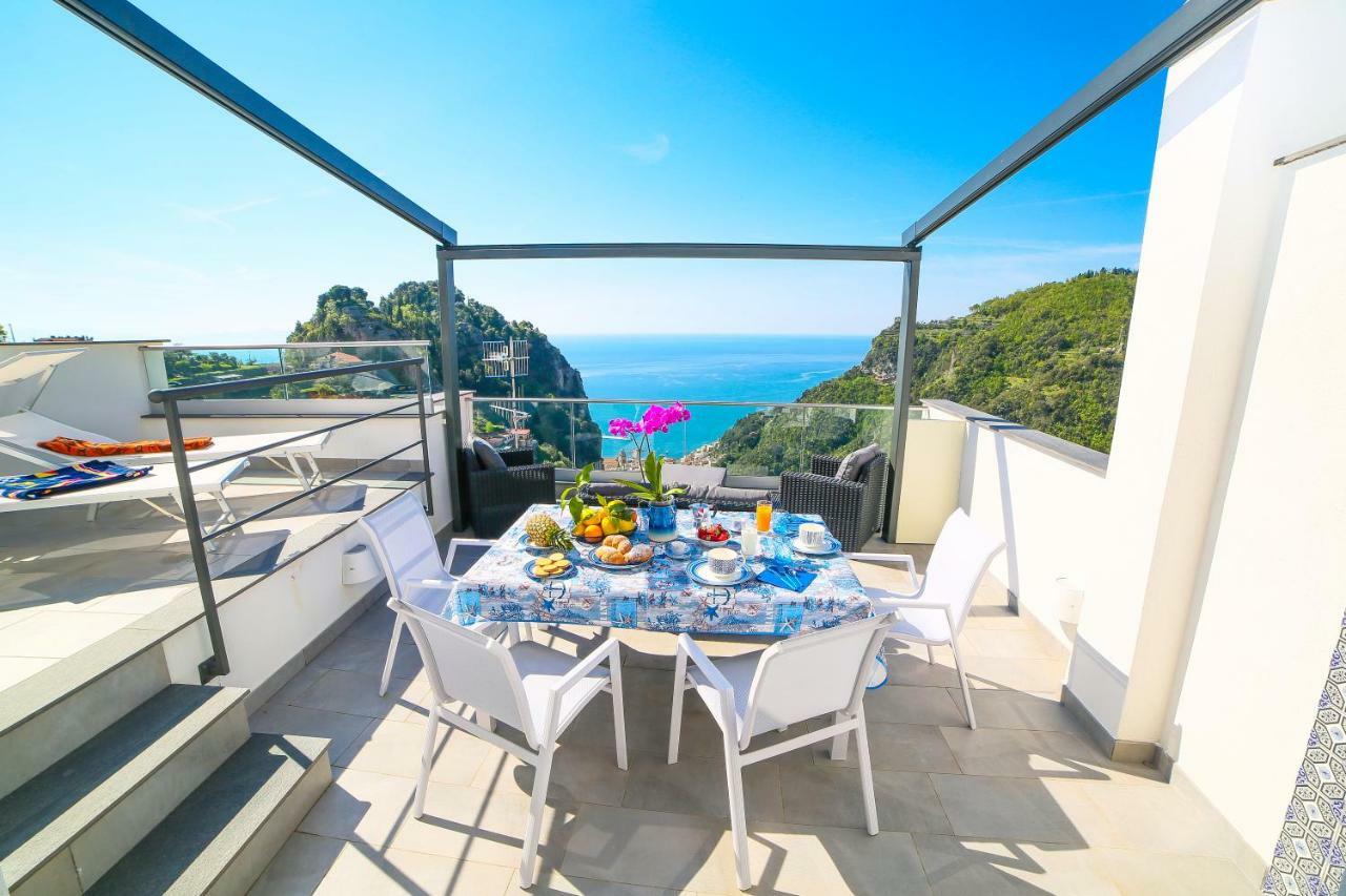 Villa Admiring Amalfi Scala Exterior foto